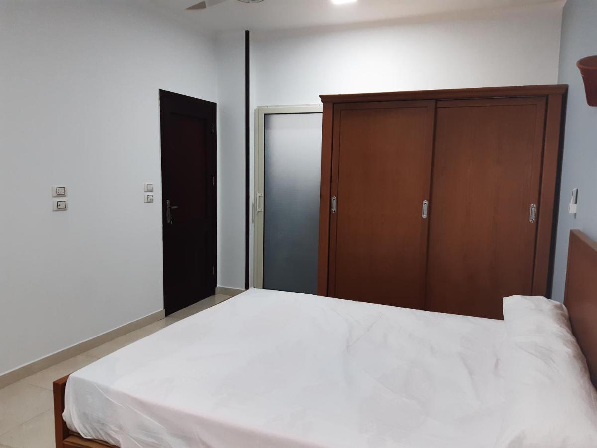 German Dolphin Apartment El Qoseir Exterior foto
