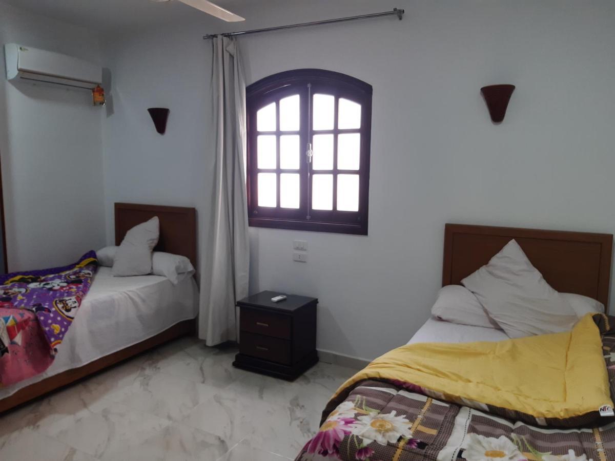 German Dolphin Apartment El Qoseir Exterior foto