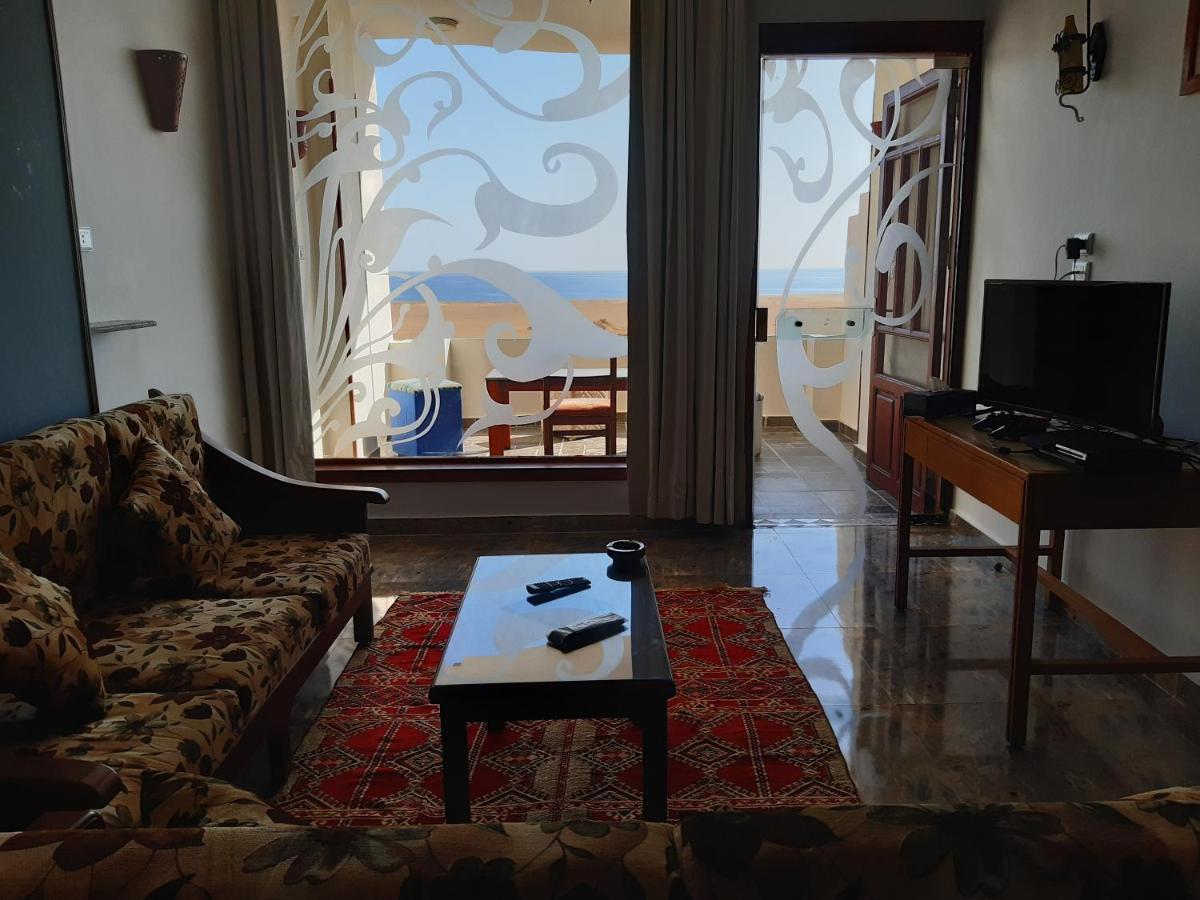 German Dolphin Apartment El Qoseir Exterior foto
