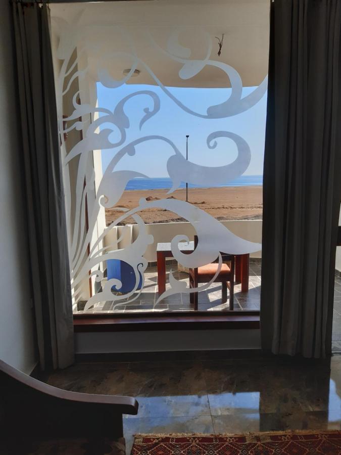German Dolphin Apartment El Qoseir Exterior foto