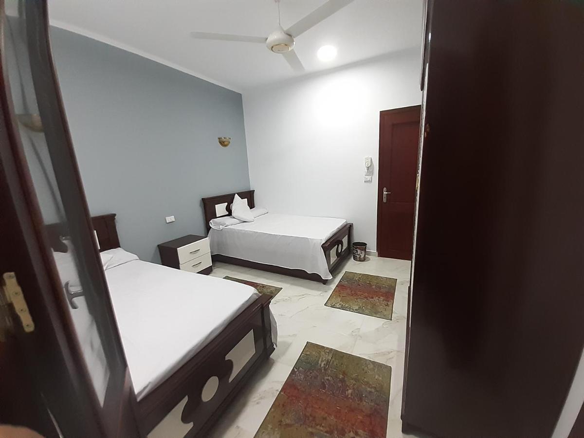 German Dolphin Apartment El Qoseir Exterior foto