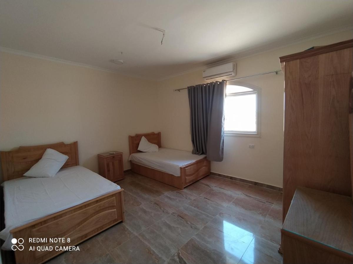 German Dolphin Apartment El Qoseir Exterior foto